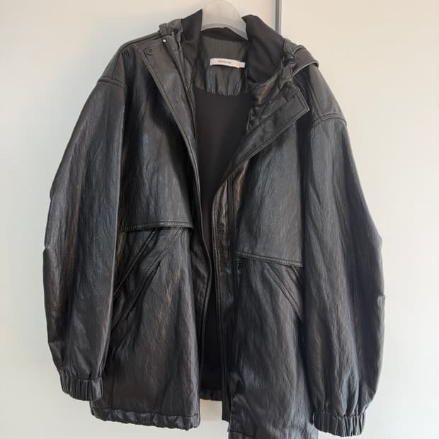 모노하 인조 가죽 점퍼