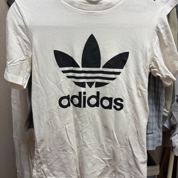 아디다스 슬림핏 반팔