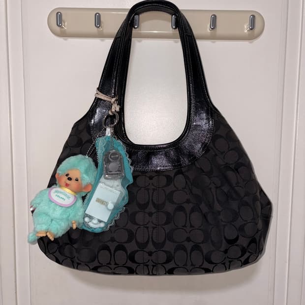 Coach pattern shoulder bag