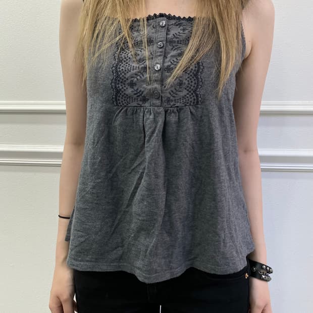 Y2K Lace&Flowers Pattern Grey Sleeveless