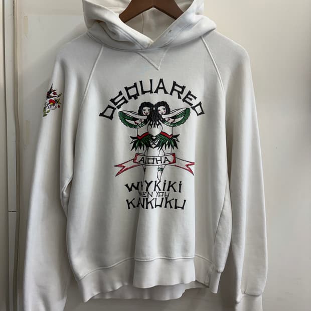 N38. 디스퀘어드 후드티