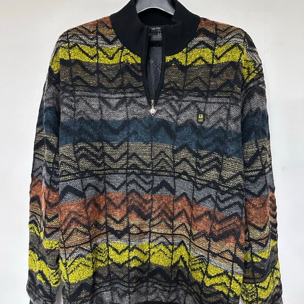 LEE DOO STYLE 패턴 하프넥 니트