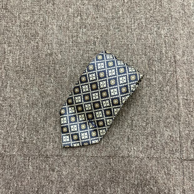 크리스찬 디올 넥타이