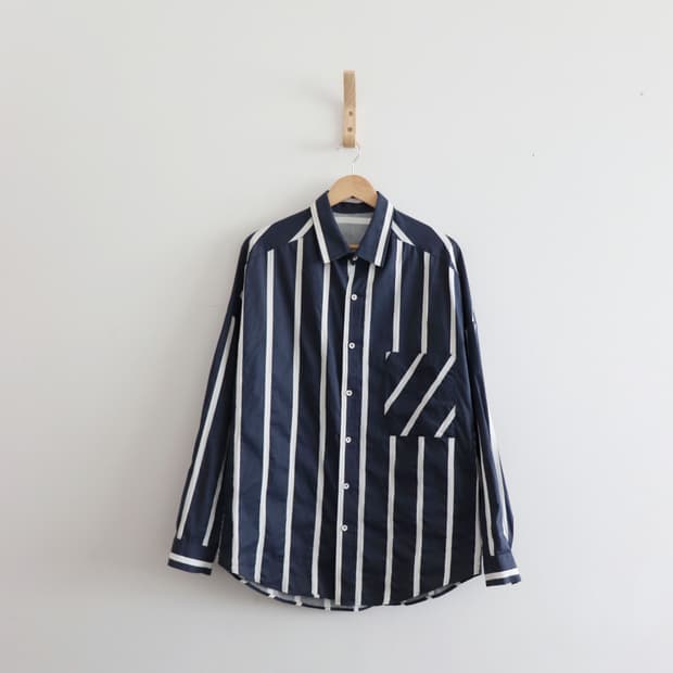  navy stripe shirt