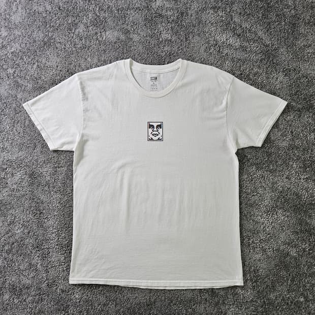 OBEY 반팔 티셔츠