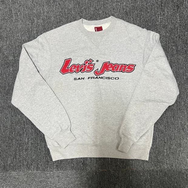 리바이스 맨투맨 S