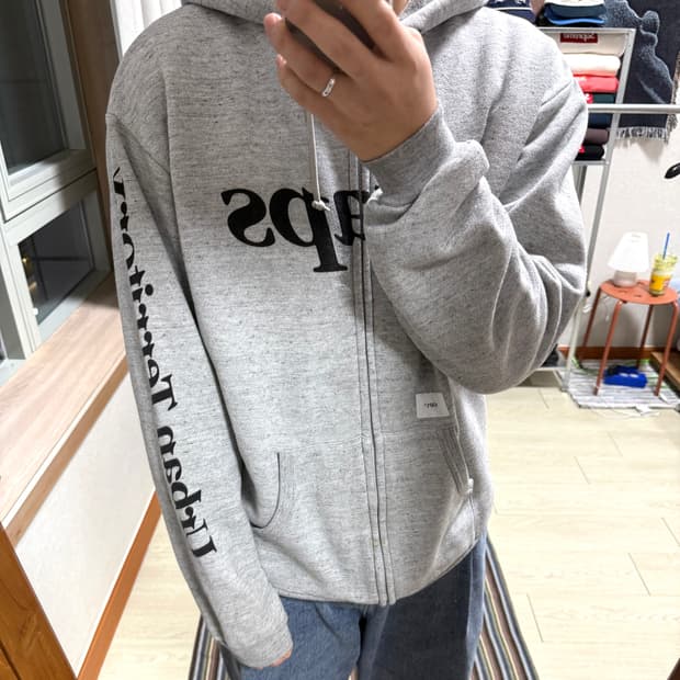 더블탭스 그레이 후드집업