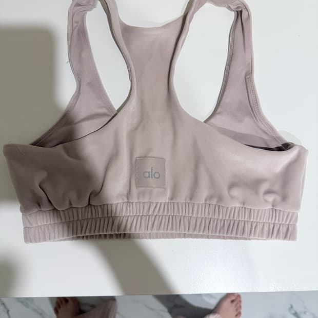 알로 벨벳 스포츠 탑