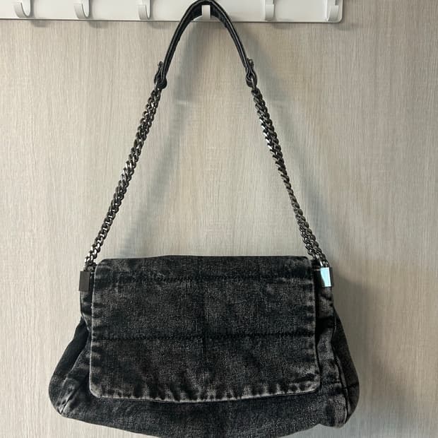 자라 숄더백 미착용제품