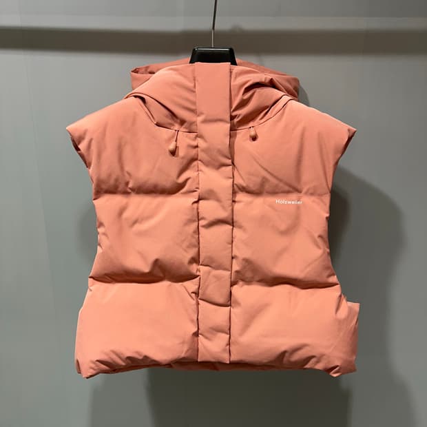 (정품/새상품) 홀츠베일러 여성 덕다운 크롭 후드 베스트