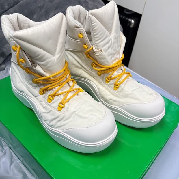 보테가베네타 퍼들 앵클부츠 43호