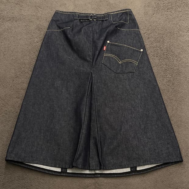 리바이스 엔지니어드 센치 데님 스커트 처분 