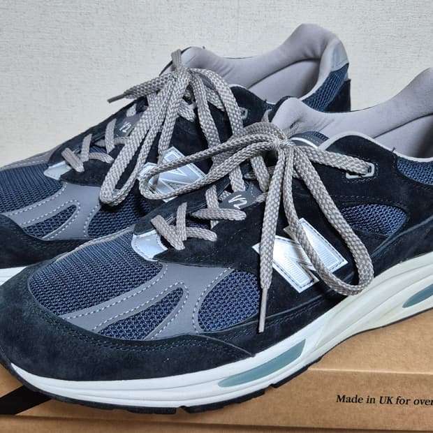 [ 300 ] 뉴발란스 991v2 네이비 팝니다 