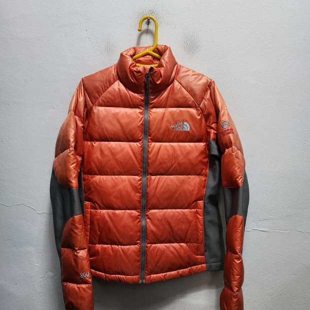 노스페이스 800 기능성 구스다운 경량패딩 