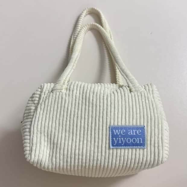 위아이윤 코듀로이 토드백 미니백