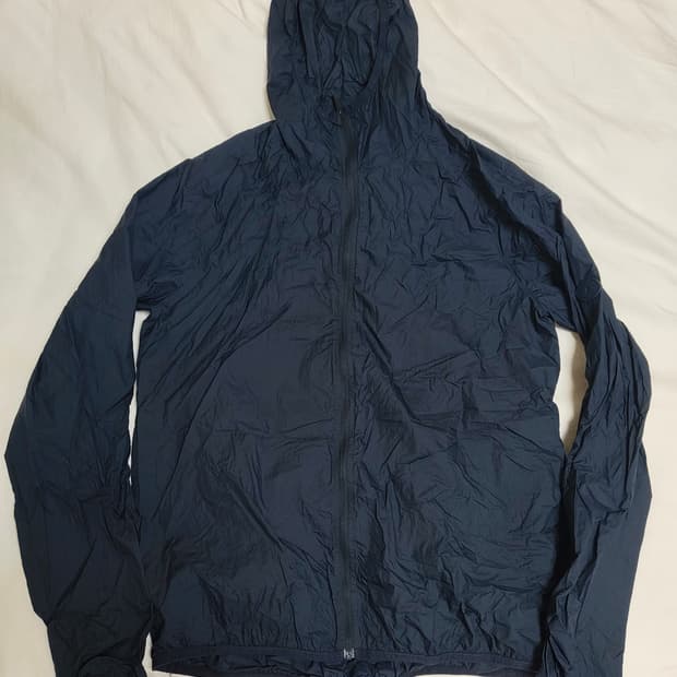 디스트릭트비전 윈드브레이커