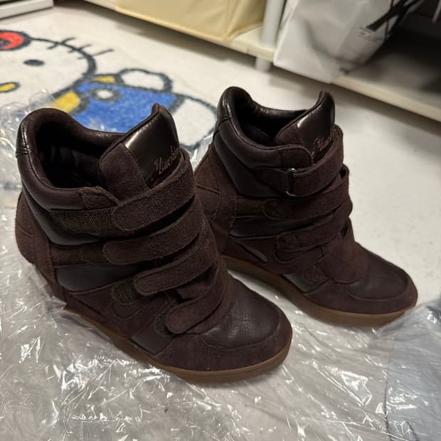 호킨스 스포츠 웨지 벨크로 스니커즈 235