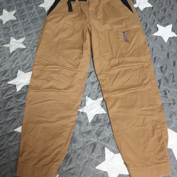 유니클로&JW앤더슨 히트텍 벨크로 버튼 카고 조거 팬츠 (M)