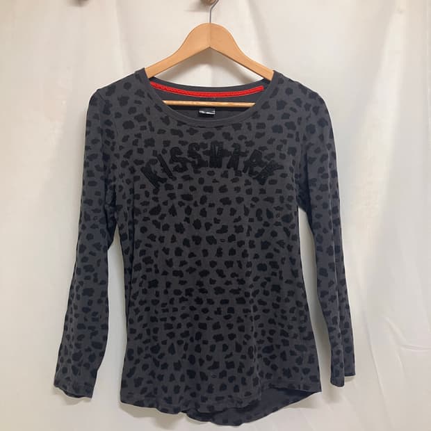 Kissmark 키스마크 레오파드 롱슬리브