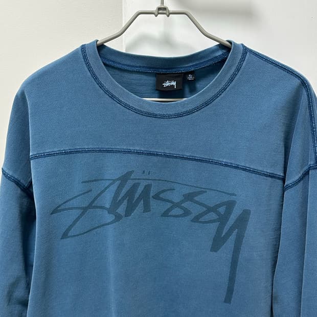 스투시 롱슬리브