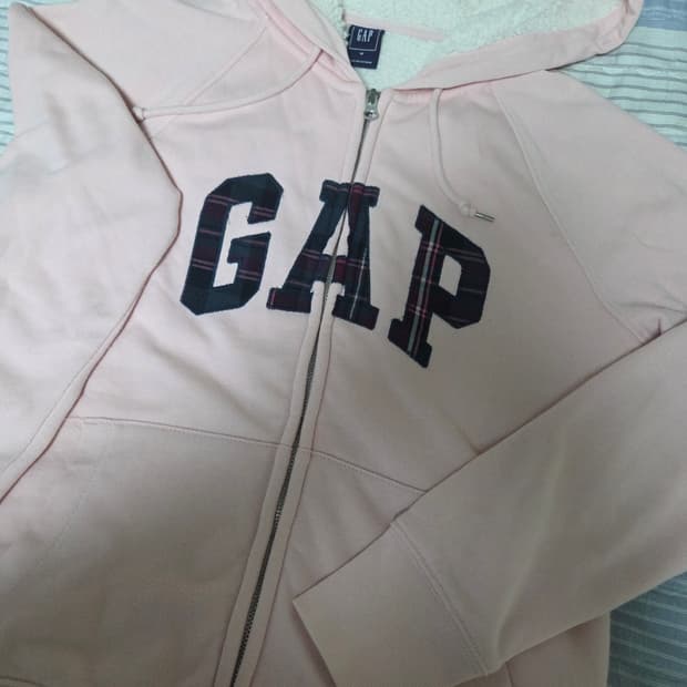 갭 딸기우유 대장템 후드집업