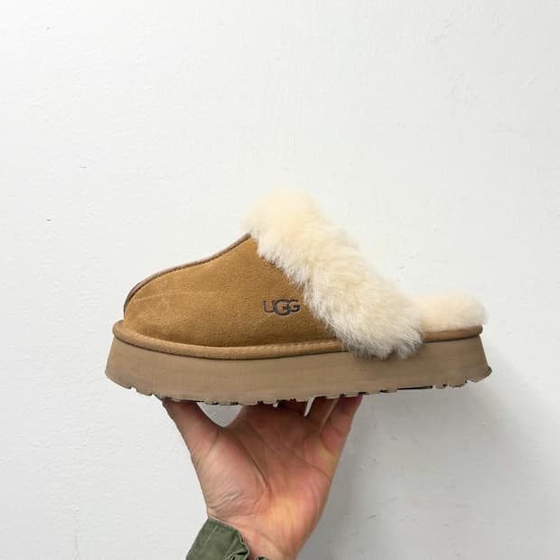 UGG 어그 디스케트 퍼 슬리퍼 230