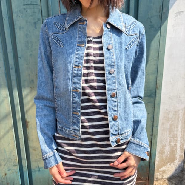 Mexx 웨스턴 디테일 데님 자켓