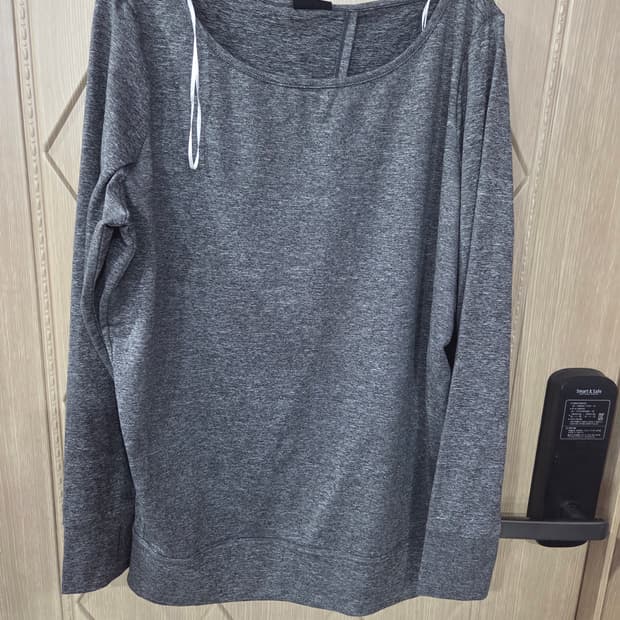 여성 긴팔티셔츠