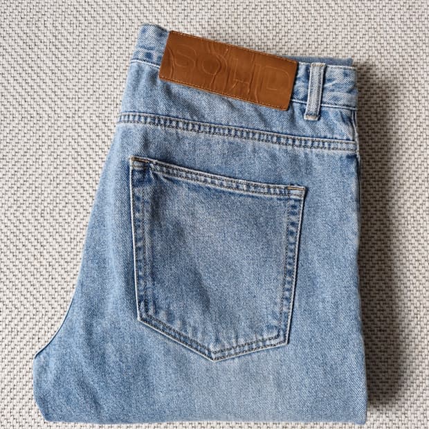 솔리드옴므 절개 데님팬츠 