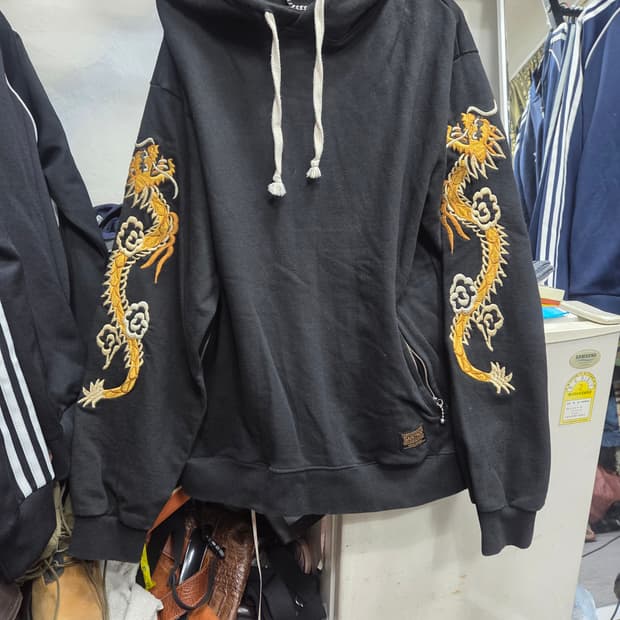 세인트페인   블랙용자수   후드