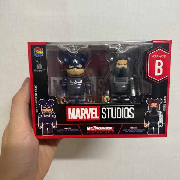 bearbrick 베어브릭 캡틴아메리카 & 윈터솔져