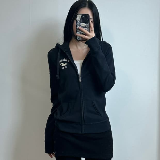 홀리스터 y2k 와투케 네이비 딱붙 후드집업