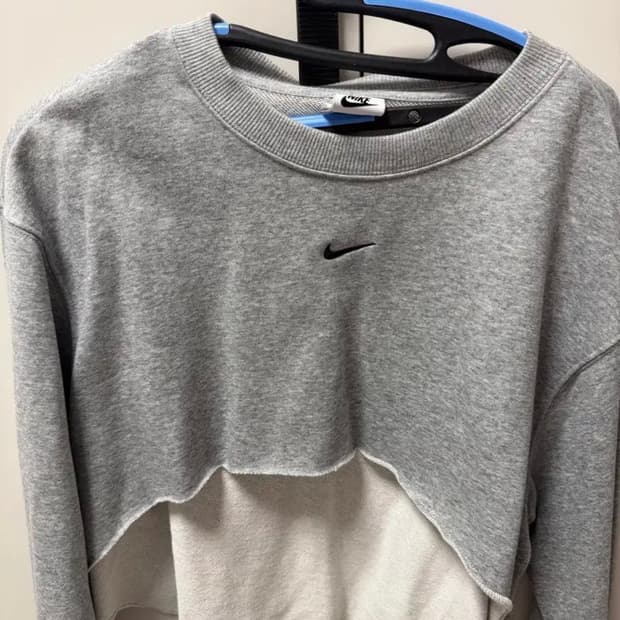 나이키 여자 맨투맨