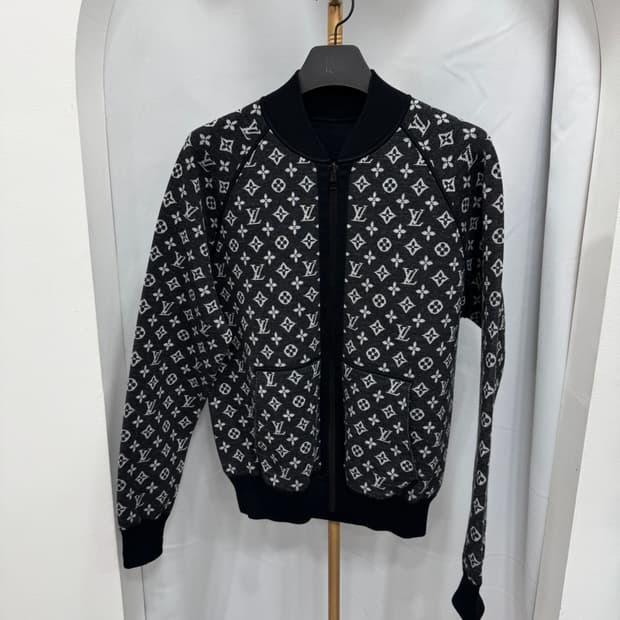 루이비통 모노그램 리버서블 블루종 집업 L 