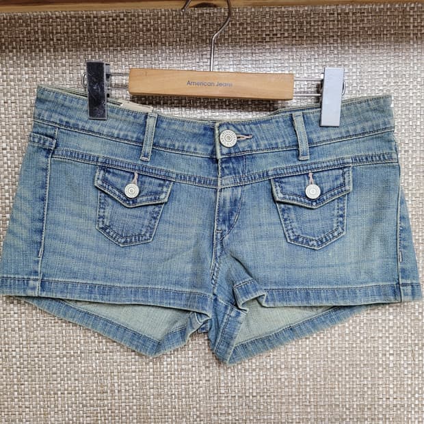 30인치 리바이스 숏팬츠 새상품