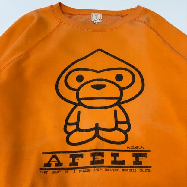 에이프 00s 마일로 오렌 스웻셔츠