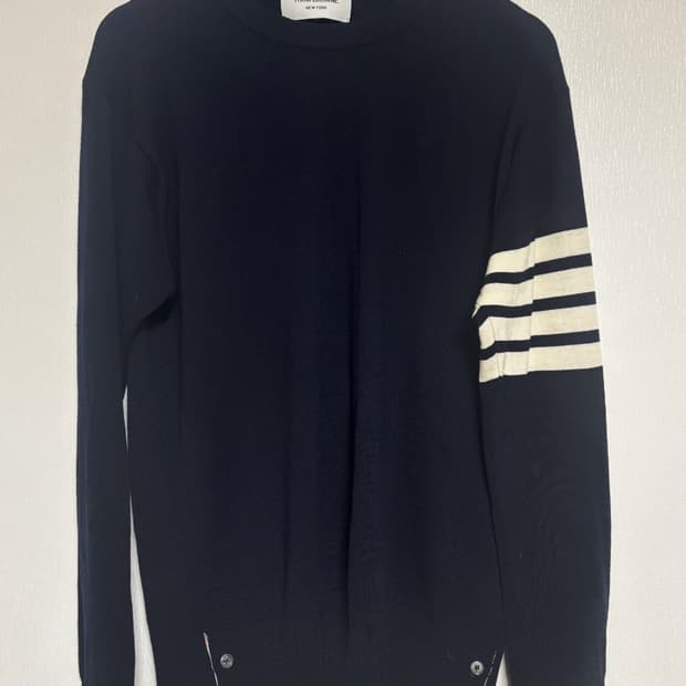 톰브라운 니트 네이비 2사이즈 백화점판