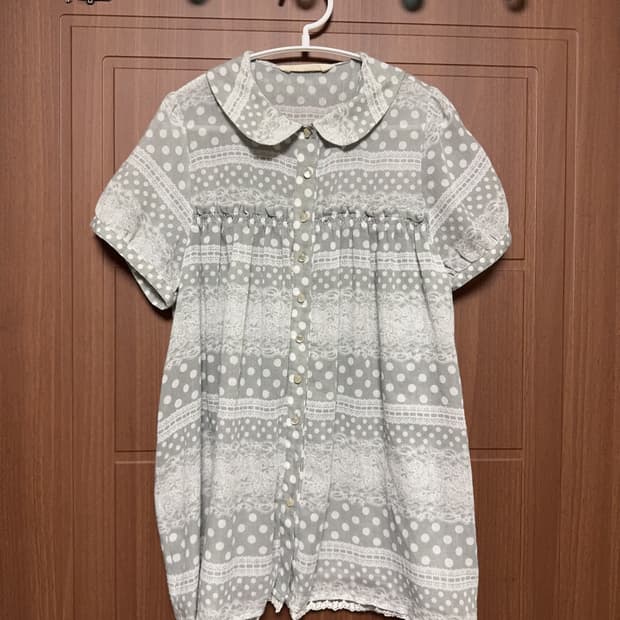 모리걸 하구미 일본 빈티지 레이스 도트 둥근카라 홍콩 블라우스