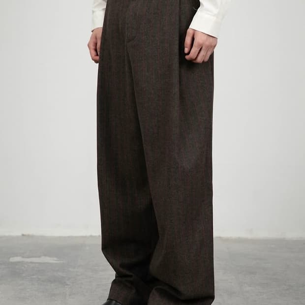 아모멘토 23fw 스트라이프 울 마틴 팬츠 브라운 M