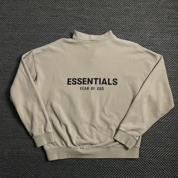 피어오브갓 에센셜 빅로고 박시핏 크림 롱 슬리브 o 4415