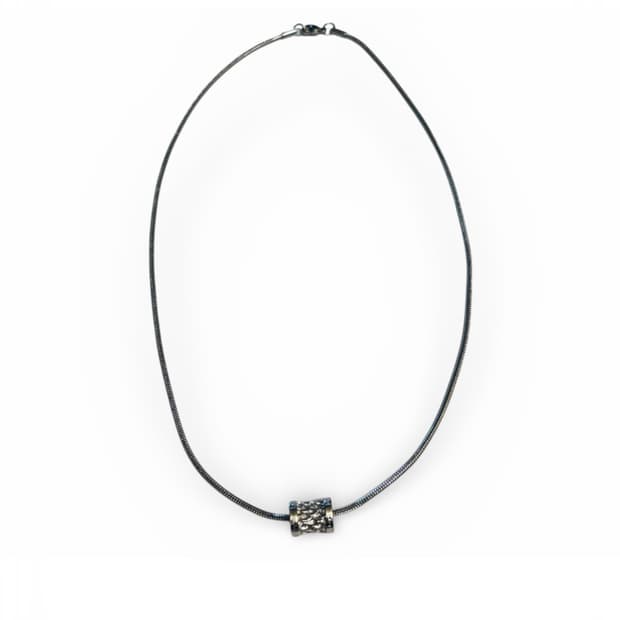 Arc Barrel Necklace