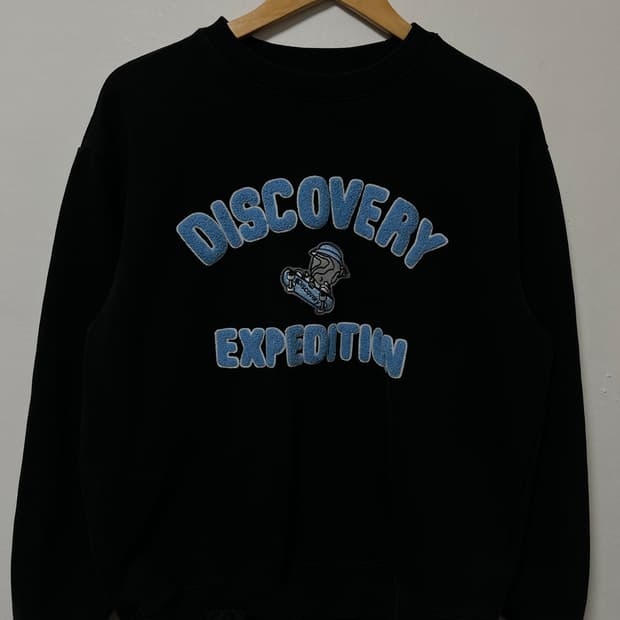 100-105 디스커버리 맨투맨 정품