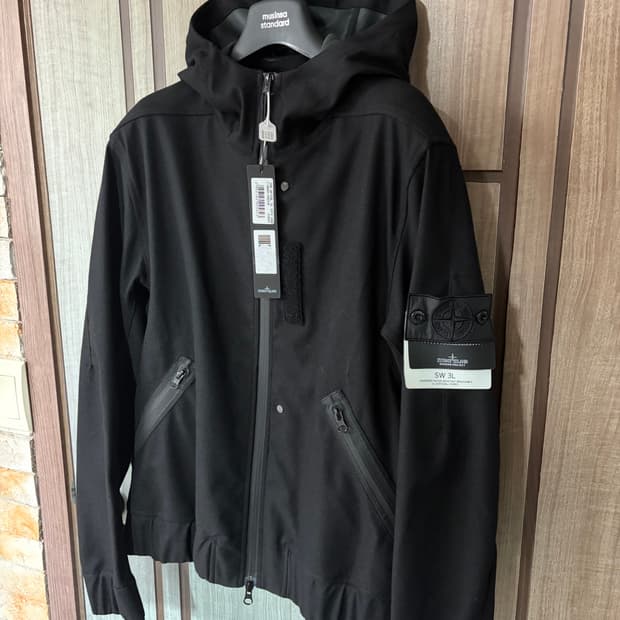 새상품(M)스톤아일랜드 쉐도우프로젝트 블랙 후드 자켓