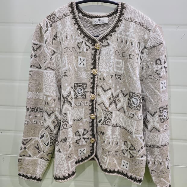 [룸비니] 일본 빈티지 패턴 울 가디건