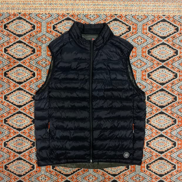 라푸마 블랙 경량 패딩 조끼 남성105