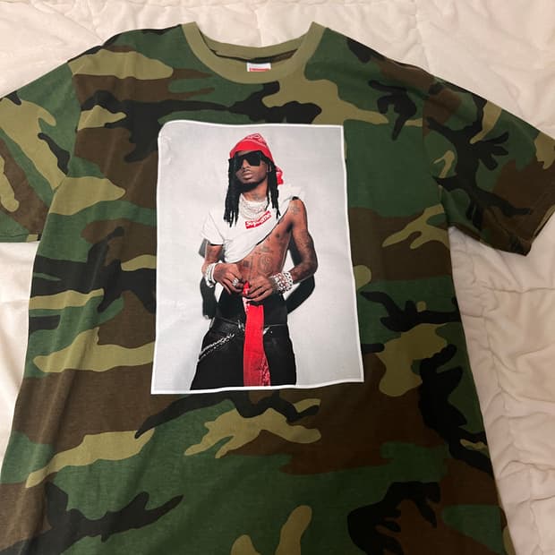 (L)슈프림 플레이보이 카티 티 우드랜드 카모 