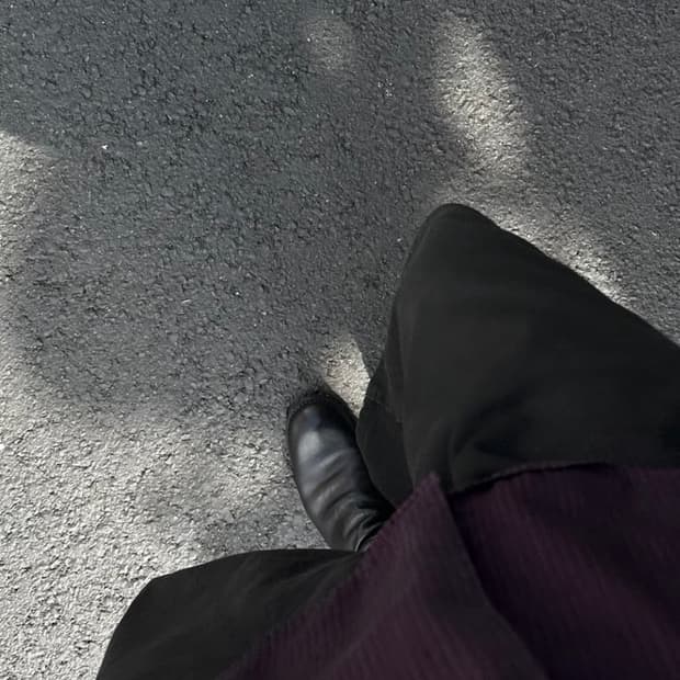 구이디986 back zip 43사이즈