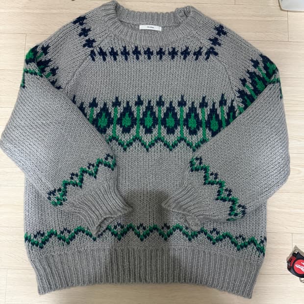 어리틀빗 chic offices 패턴 니트 스웨터