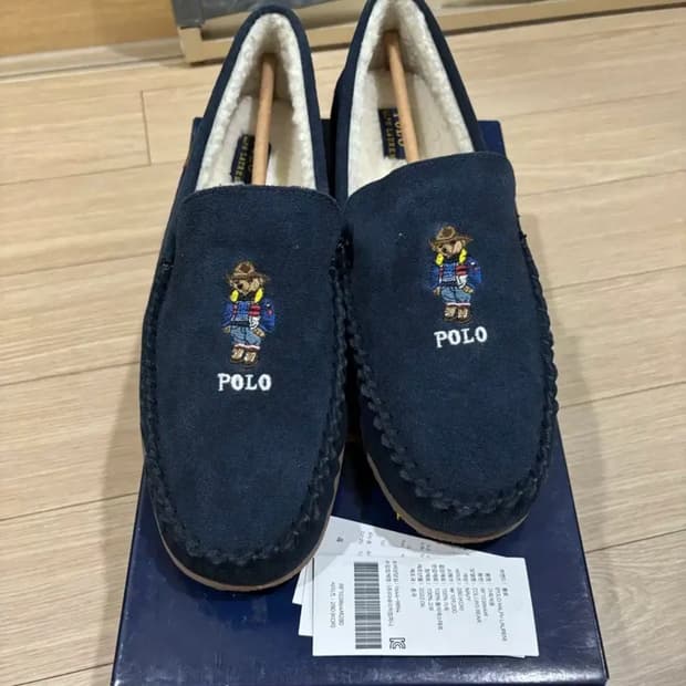 폴로 콜린스 베어 스웨이드 털로퍼 280 새상품 팝니다.