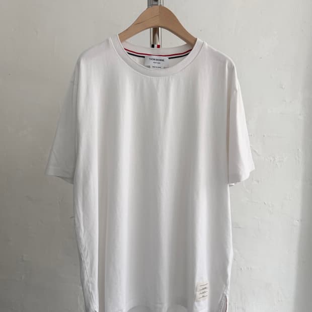 Thom Browne 톰브라운 티셔츠 화이트컬러